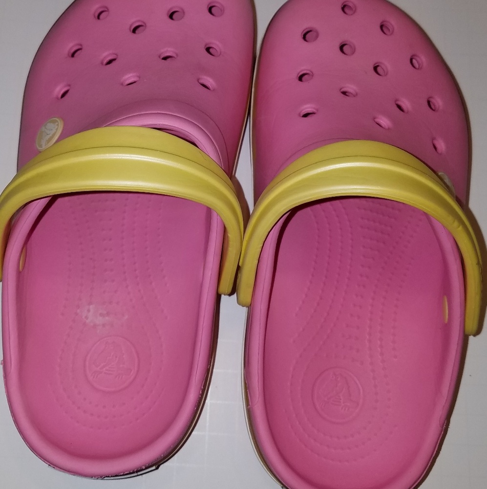 Crocs pink slippers Kids Size 2